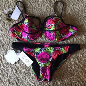 New strappy swimsuit bikini